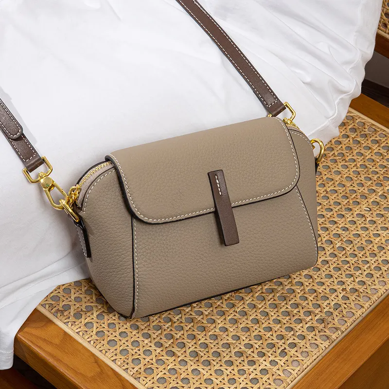 Feea Sling Bag