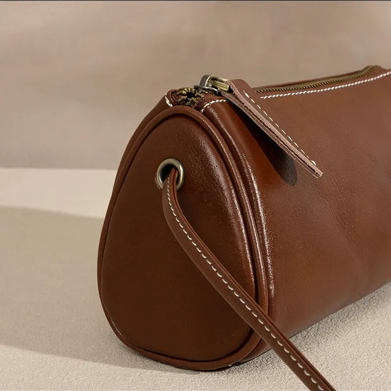 Eilo Sling Pouch Bag